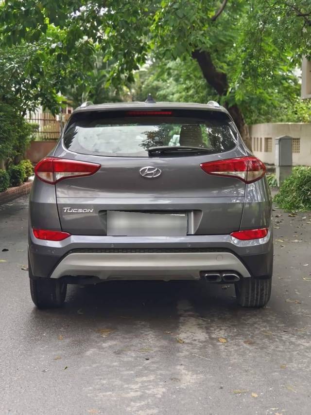 https://images10.gaadi.com/usedcar_image/4545125/original/processed_d8ad3c0a30e0e0a3c1746fa82879abf2.jpg?imwidth=6402