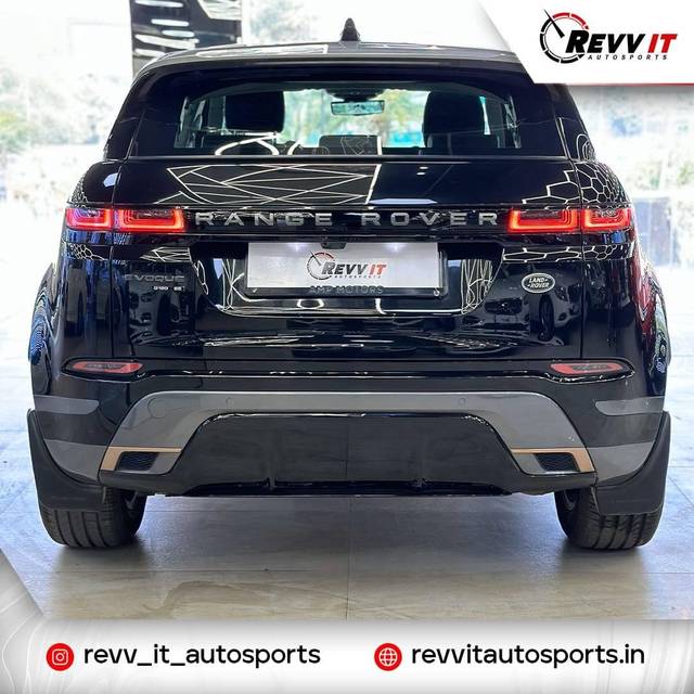 https://images10.gaadi.com/usedcar_image/4545127/original/processed_403ec72eba8afc51e51d40b0b0d7d4db.jpg?imwidth=6402