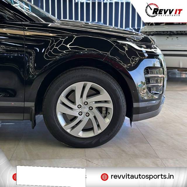 https://images10.gaadi.com/usedcar_image/4545127/original/processed_da10828bdae40a8a58f485113f331815.jpg?imwidth=6401