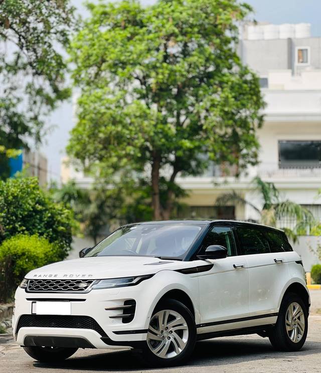 https://images10.gaadi.com/usedcar_image/4545131/original/processed_265638305dcf417e96b33ab3cdc1e357.jpg?imwidth=6400
