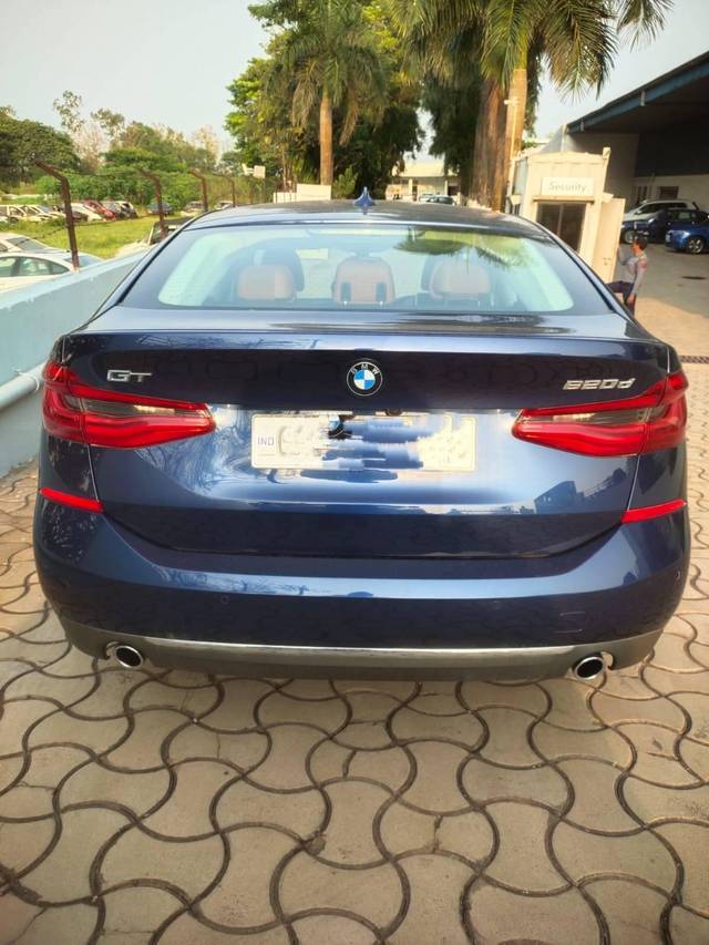 https://images10.gaadi.com/usedcar_image/4545140/original/processed_e9a9dc39ea8c9df5062def647d577fb7.jpg?imwidth=6402