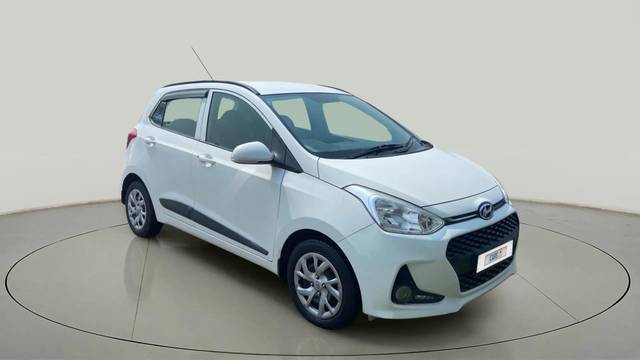 https://images10.gaadi.com/usedcar_image/4545152/original/31e1f7948bf5f6d1b36c4fd148d44b6b.jpg?imwidth=6400
