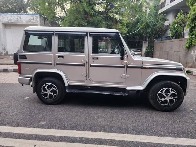 https://images10.gaadi.com/usedcar_image/4545163/original/0c30d7e2ee1ce956460130b17a5580f7.jpg?imwidth=6401