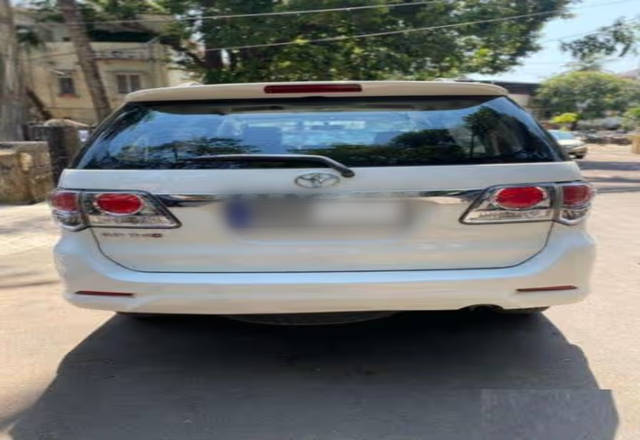 https://images10.gaadi.com/usedcar_image/4545179/original/088b82ae-07b4-4675-b565-005edb561138.?imwidth=6401