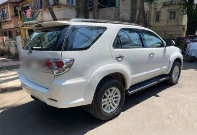 https://images10.gaadi.com/usedcar_image/4545179/original/aa56eb47-4234-4030-9bb3-2d58fd972e8e.?imwidth=6402