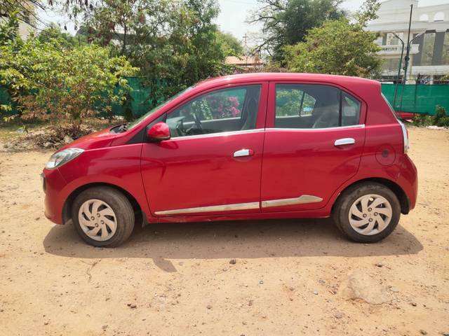 https://images10.gaadi.com/usedcar_image/4545232/original/f7e0d67556358d44a19949bb0700a5b3.jpg?imwidth=6402