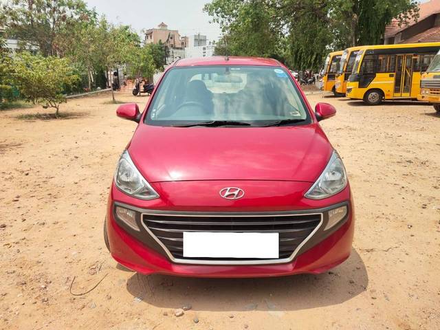 https://images10.gaadi.com/usedcar_image/4545232/original/processed_9bcbe7886c8311223c2d5ad713a87905.jpg?imwidth=6400