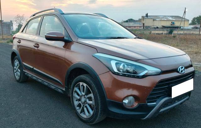 https://images10.gaadi.com/usedcar_image/4545234/original/processed_77248d7503533256a0c7c4e34abebaef.jpg?imwidth=6400