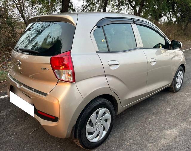 https://images10.gaadi.com/usedcar_image/4545238/original/processed_e13278ab1a38a5fd57b8523bfeb63360.jpg?imwidth=6402