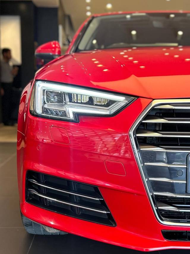 https://images10.gaadi.com/usedcar_image/4545245/original/a399add114f4cf1b8fda5d5caca0ee17.jpeg?imwidth=6401