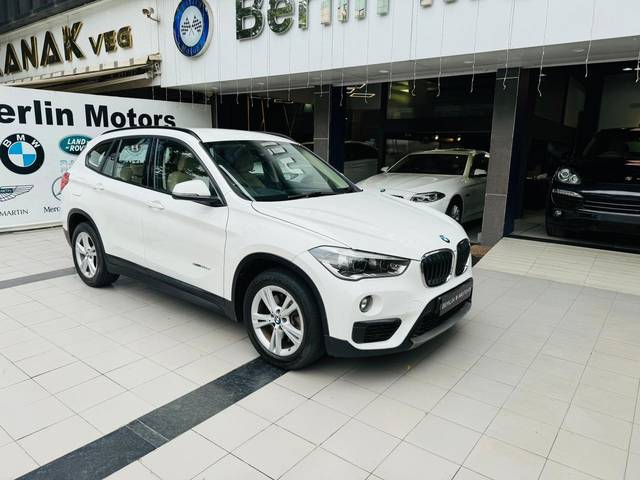 https://images10.gaadi.com/usedcar_image/4545249/original/6b7fbefdb7d1df49e9b0c1b144e20ccb.jpg?imwidth=6400
