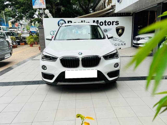 https://images10.gaadi.com/usedcar_image/4545249/original/processed_3dc9cc6c56fc210f534b498e56701b0c.jpg?imwidth=6401