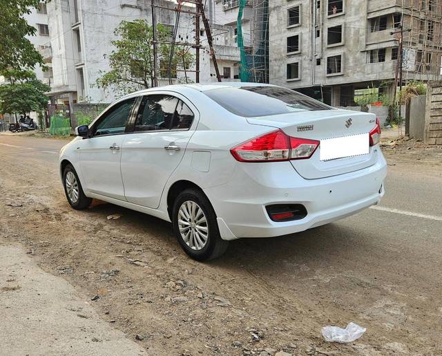 https://images10.gaadi.com/usedcar_image/4545250/original/processed_178b6ea5e69c3e7be9f39498917e9d94.jpg?imwidth=6402