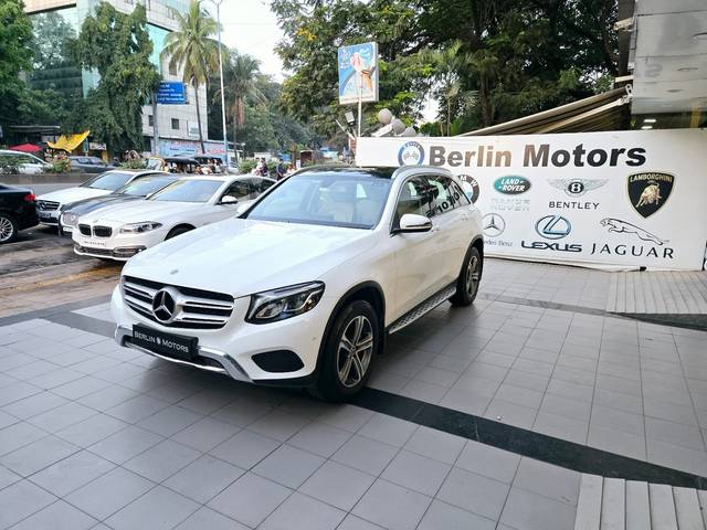 https://images10.gaadi.com/usedcar_image/4545259/original/2183c9468aec9860ced3c29cb807e1c6.jpg?imwidth=6400