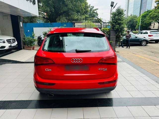 https://images10.gaadi.com/usedcar_image/4545273/original/processed_ee85be7b43d8ba87998e81a9e97a9eac.jpg?imwidth=6402