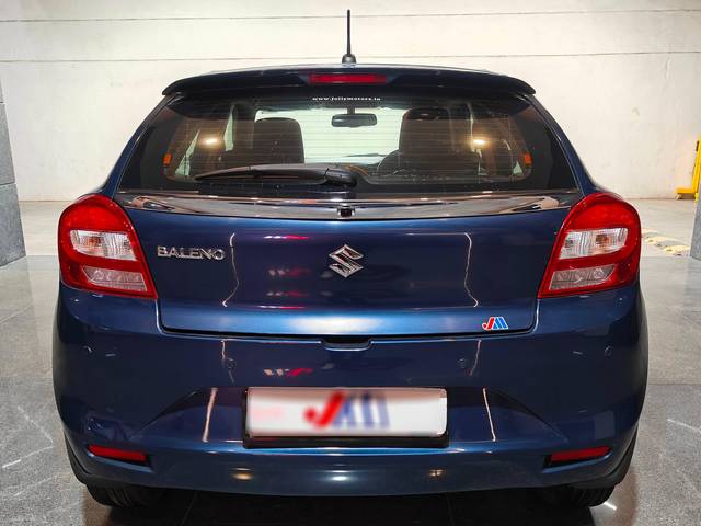 https://images10.gaadi.com/usedcar_image/4545274/original/processed_6da6c41853f4f2dfae89050c993e4e0e.jpg?imwidth=6402