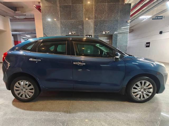 https://images10.gaadi.com/usedcar_image/4545274/original/processed_f4f0da0e742272a0dfa4d3b1acb25506.jpg?imwidth=6401