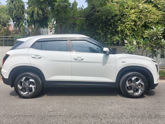 https://images10.gaadi.com/usedcar_image/4545277/original/6809dcc131ed681c6b234e0de2586281.jpg?imwidth=6401