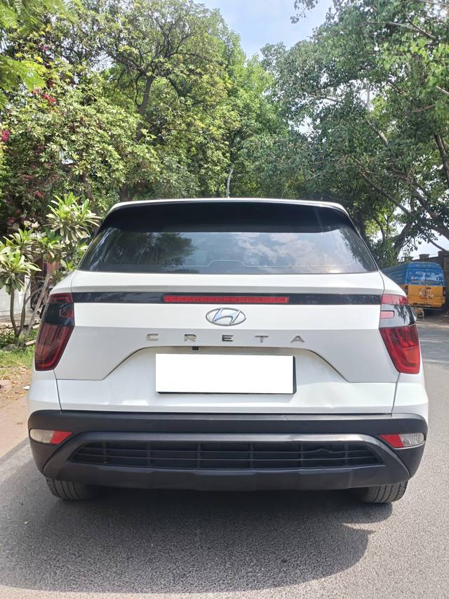 https://images10.gaadi.com/usedcar_image/4545277/original/processed_30a0990b776101487bbdec23fd88a51d.jpg?imwidth=6402