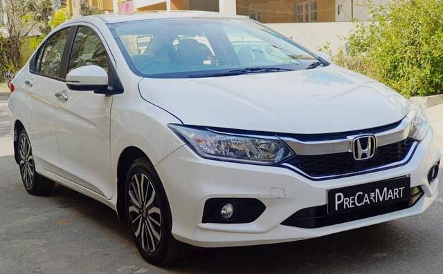 https://images10.gaadi.com/usedcar_image/4545292/original/processed_9a94c959d0e109f034df9c43d853ac5d.jpeg?imwidth=6400
