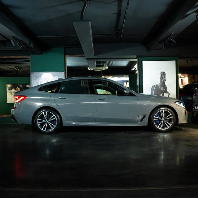 https://images10.gaadi.com/usedcar_image/4545301/original/03c6af0f70aa38c0d6746a3255d1b7a4.jpg?imwidth=6401