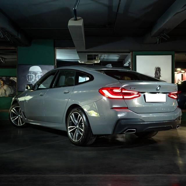 https://images10.gaadi.com/usedcar_image/4545301/original/processed_d65778cca3f4a5643af775c04c50a838.jpg?imwidth=6402