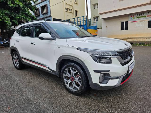 https://images10.gaadi.com/usedcar_image/4545309/original/processed_361c1c0432e845dced0854be1da534b0.jpg?imwidth=6400