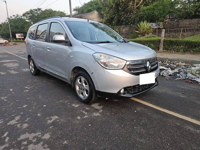 https://images10.gaadi.com/usedcar_image/4545384/original/processed_5b81f4d7-0555-422f-8969-4f0d3c3b83e2.jpg?imwidth=6400