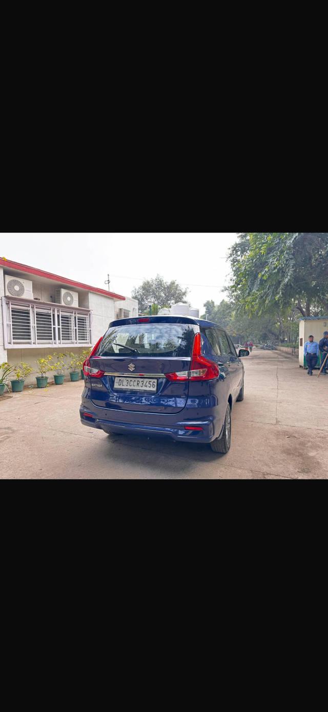 https://images10.gaadi.com/usedcar_image/4545395/original/processed_c5510001-8e6c-4de1-b339-25b5946372a4.png?imwidth=6402