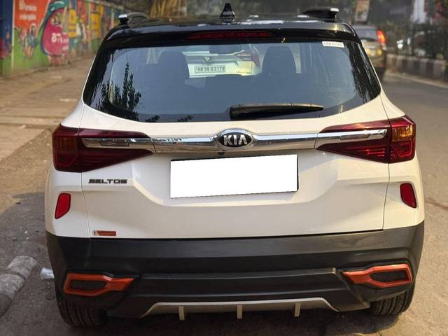 https://images10.gaadi.com/usedcar_image/4545398/original/processed_83828f79248580624dd55b2df7731dcc.jpg?imwidth=6402
