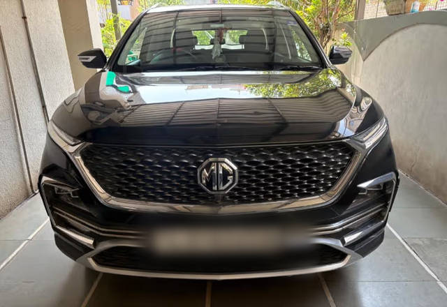 https://images10.gaadi.com/usedcar_image/4545399/original/13be1ee3-a5d1-4920-b4da-7824fd738303.?imwidth=6400