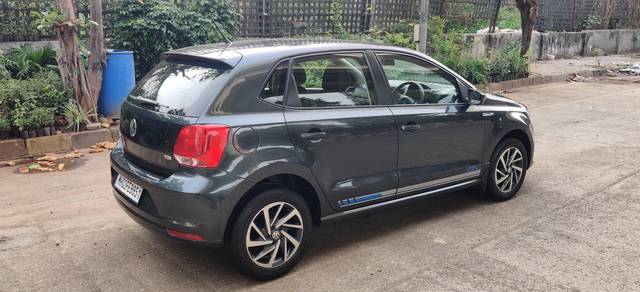 https://images10.gaadi.com/usedcar_image/4545411/original/processed_ec3d60fce2bb3193a164cafc8f9f7ae5.jpg?imwidth=6402