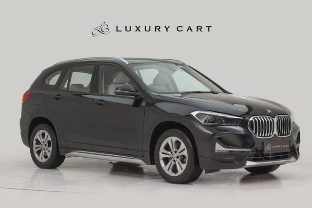 https://images10.gaadi.com/usedcar_image/4545420/original/processed_5866435350d3b35a62dd3210cbf8b86f.jpeg?imwidth=6400