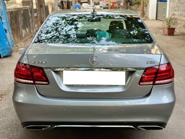 https://images10.gaadi.com/usedcar_image/4545425/original/processed_ef0f01dc8b26f3656d79e26f3c244149.jpg?imwidth=6401