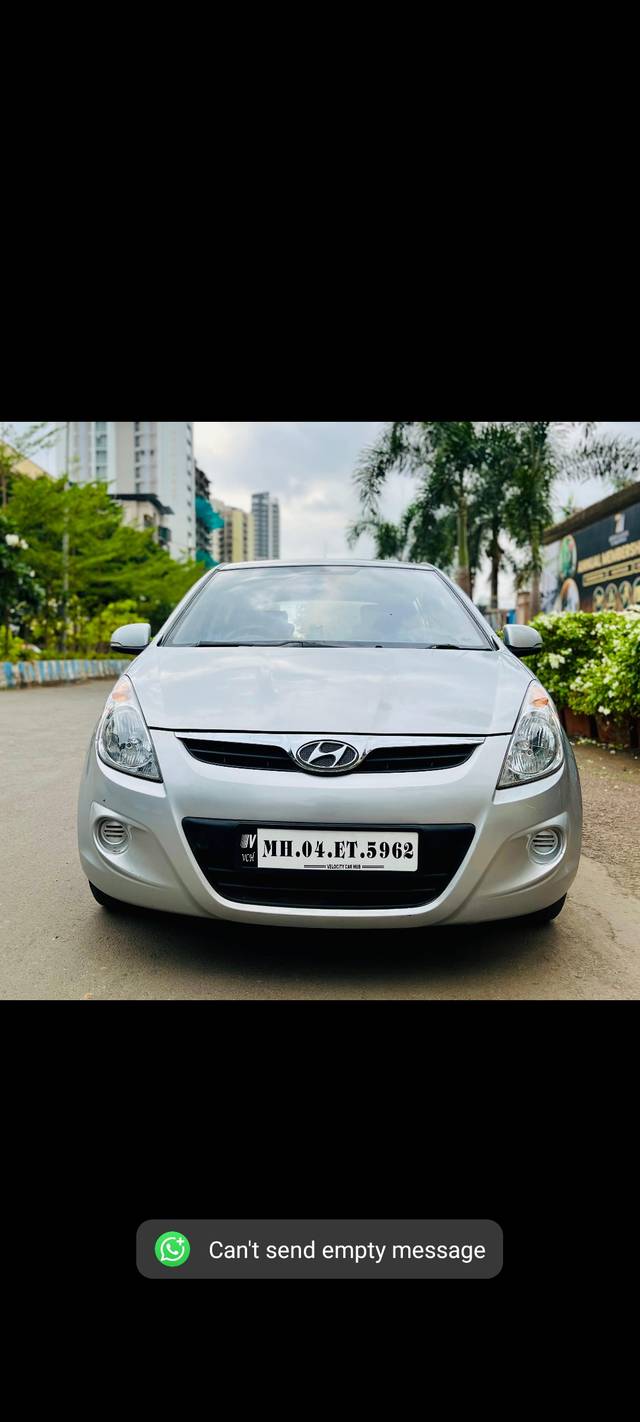 https://images10.gaadi.com/usedcar_image/4545435/original/6ef7e19439060c3123ed30a4b1b1c8b5.jpg?imwidth=6402
