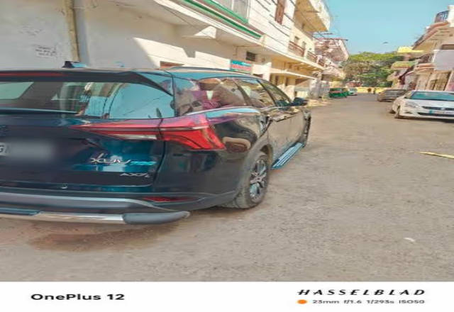 https://images10.gaadi.com/usedcar_image/4545439/original/ae3ee3ff-fac7-4b22-9c7a-bc707a900698.?imwidth=6402