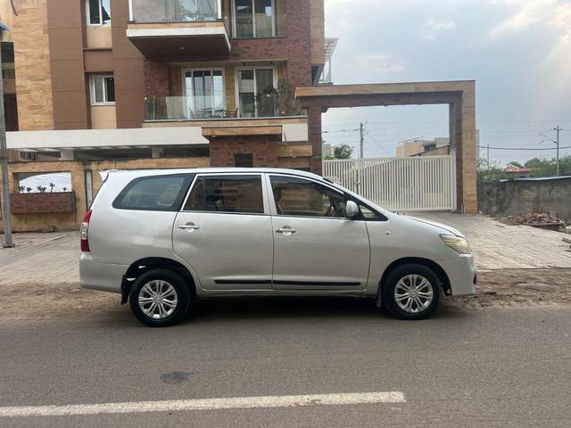 https://images10.gaadi.com/usedcar_image/4545442/original/83fc9d2683b0e62a3a6cd2e400b9001a.jpg?imwidth=6401