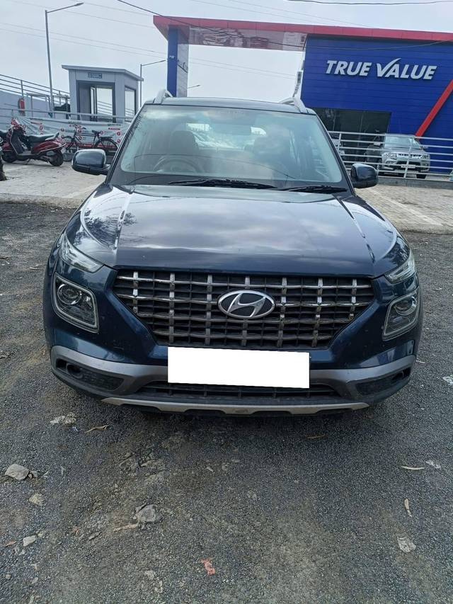 https://images10.gaadi.com/usedcar_image/4545443/original/processed_e740d7d5504761e458b1ea330b8ca18d.jpeg?imwidth=6400