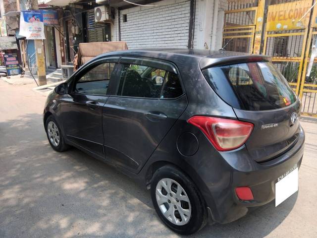 https://images10.gaadi.com/usedcar_image/4545545/original/processed_69dc8949335dae4e3abd64ef1cc1d9fa.jpg?imwidth=6402