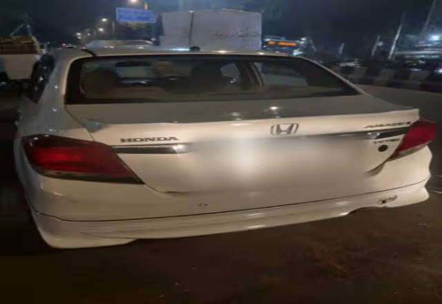 https://images10.gaadi.com/usedcar_image/4545552/original/edda1727-2d20-44e8-b732-6425d25dac02.?imwidth=6402