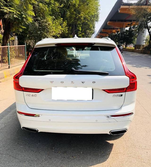 https://images10.gaadi.com/usedcar_image/4545554/original/processed_f0bb22a4-a4cb-4b79-81ad-c53822f2d304.jpg?imwidth=6402