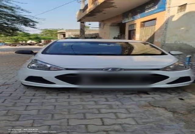 https://images10.gaadi.com/usedcar_image/4545556/original/9afc3058-bd6d-476f-96f1-069cfcce3691.?imwidth=6400
