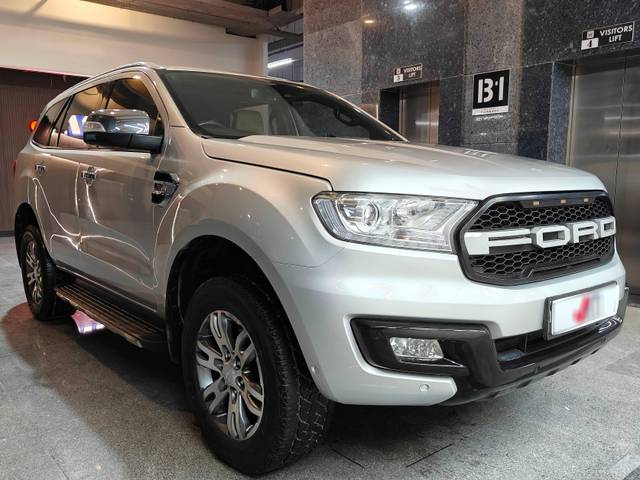https://images10.gaadi.com/usedcar_image/4545578/original/processed_8cedf0b1238af9ff5698c90f825951df.jpg?imwidth=6400