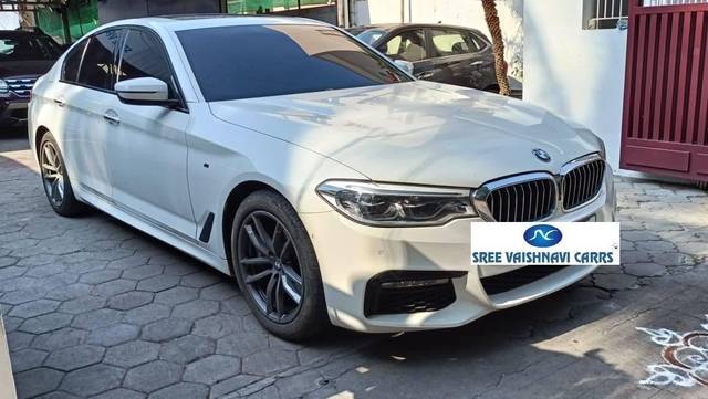 https://images10.gaadi.com/usedcar_image/4545581/original/processed_9f4e1274704ec9ce6d6a562436eb7329.jpeg?imwidth=6400