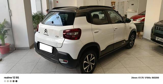 https://images10.gaadi.com/usedcar_image/4545587/original/processed_c3abd7a57e7a2a40cdf2b7a096036bfa.jpg?imwidth=6402