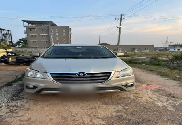https://images10.gaadi.com/usedcar_image/4545627/original/bfcbd353-8db3-4458-b123-a9f8d3a3b5ef.?imwidth=6400