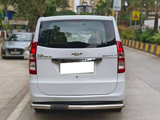 https://images10.gaadi.com/usedcar_image/4545630/original/processed_d9090c5dcf62b9d31abc07e097f625e2.jpg?imwidth=6402
