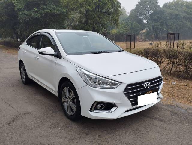 https://images10.gaadi.com/usedcar_image/4545636/original/processed_ff6f4881611b33d6d900c278194d9e29.jpg?imwidth=6400