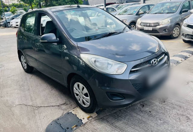 https://images10.gaadi.com/usedcar_image/4545644/original/a76c7f7e-f074-40b6-8b2c-ad9a9ebabba9.?imwidth=6400