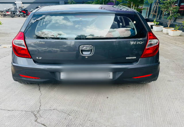 https://images10.gaadi.com/usedcar_image/4545644/original/bb342c11-5170-45f7-9cf6-2dafe1bed8fb.?imwidth=6401